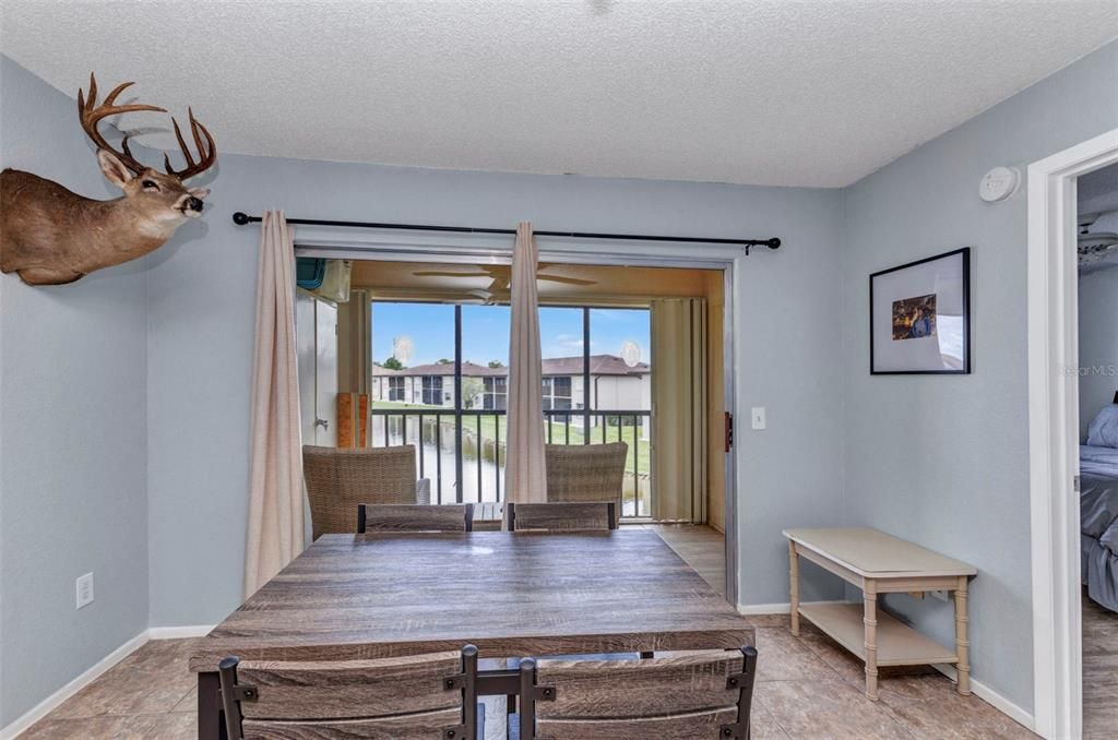 待售: $160,000 (2 贝兹, 2 浴室, 860 平方英尺)