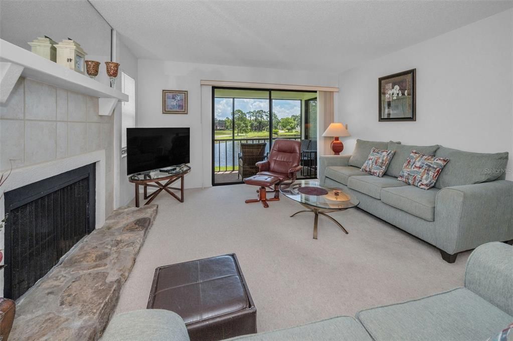 For Sale: $220,000 (2 beds, 2 baths, 1148 Square Feet)