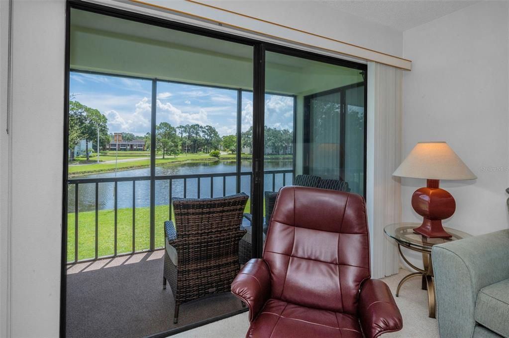 For Sale: $220,000 (2 beds, 2 baths, 1148 Square Feet)