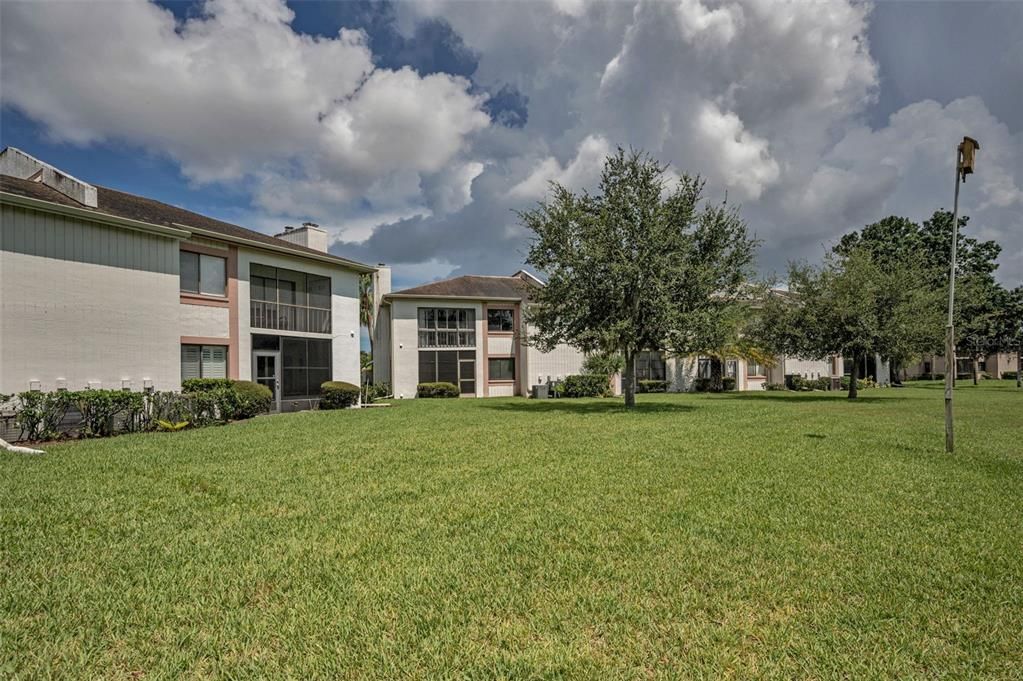 For Sale: $220,000 (2 beds, 2 baths, 1148 Square Feet)