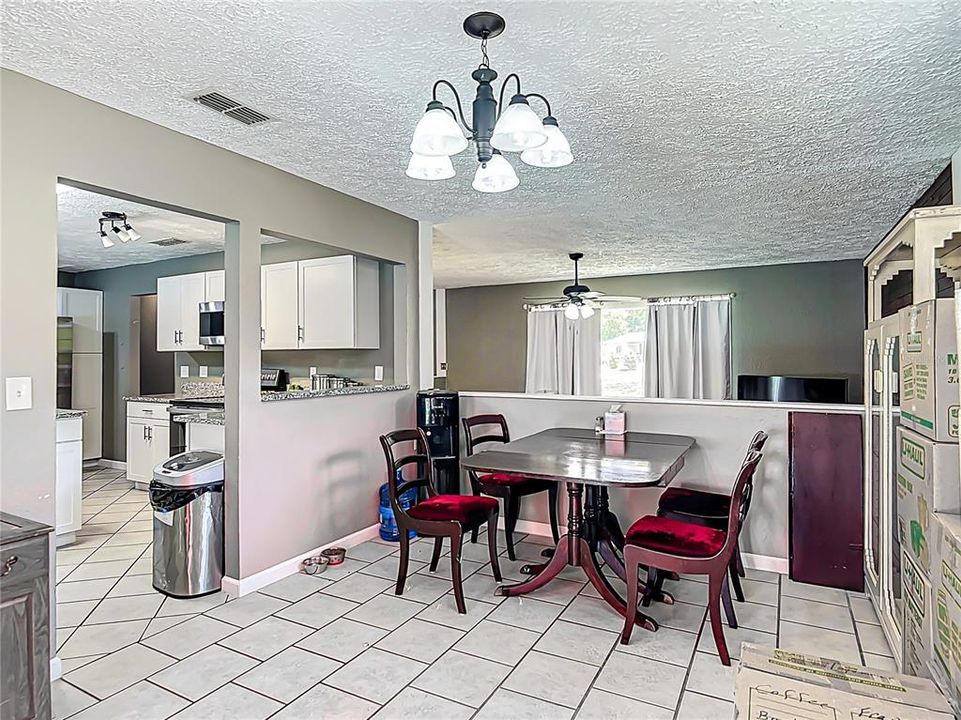 For Sale: $180,000 (3 beds, 2 baths, 1596 Square Feet)