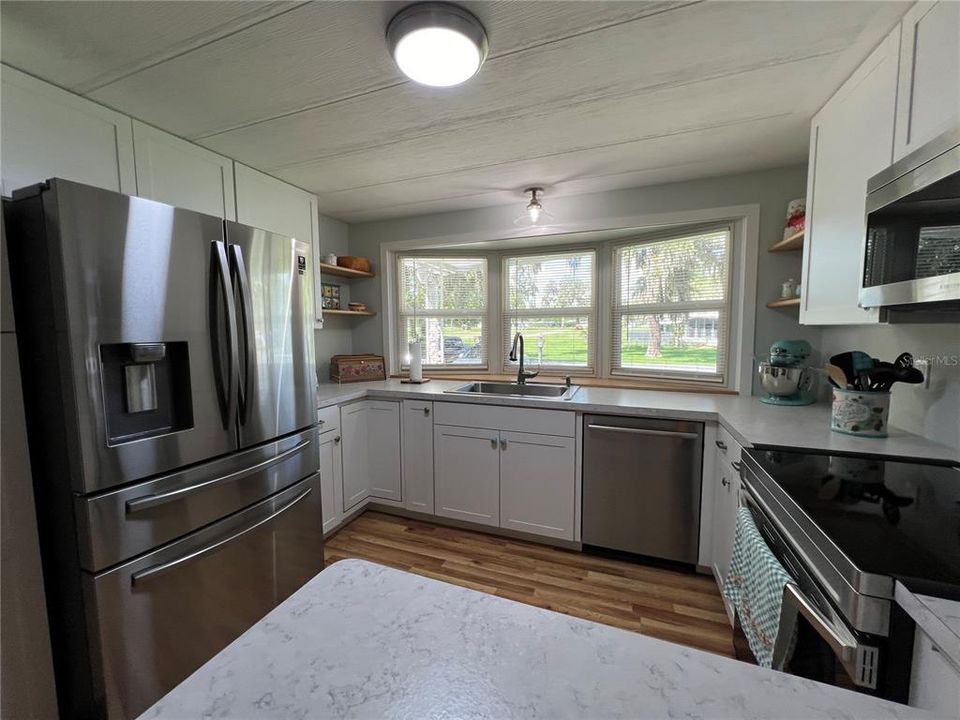 Active With Contract: $192,000 (2 beds, 2 baths, 1344 Square Feet)