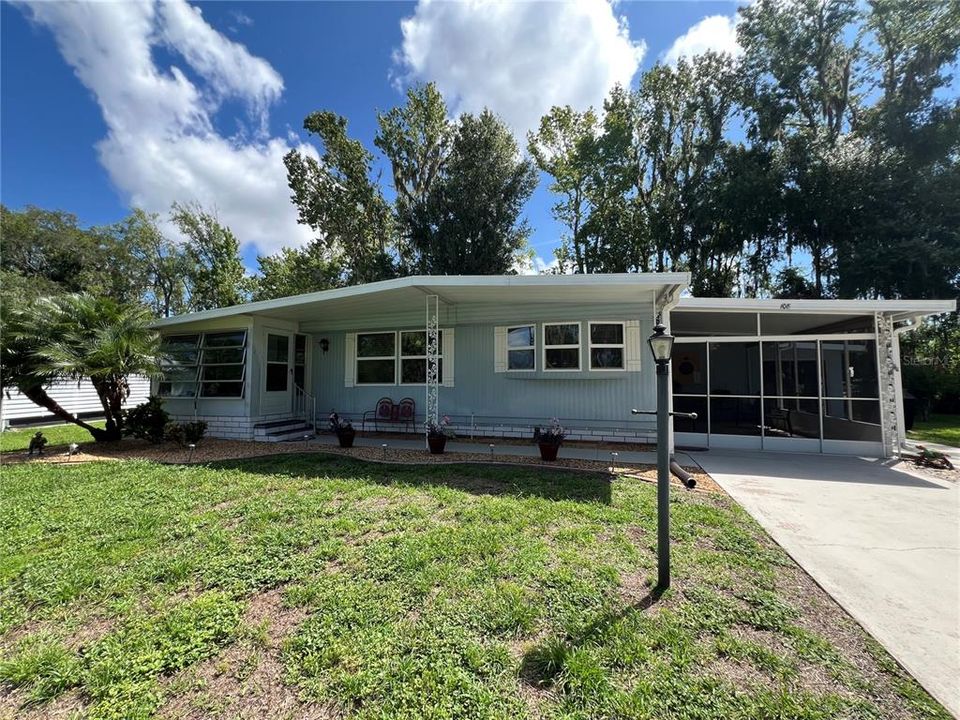 Active With Contract: $192,000 (2 beds, 2 baths, 1344 Square Feet)