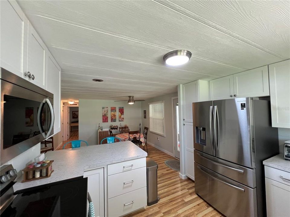 Active With Contract: $192,000 (2 beds, 2 baths, 1344 Square Feet)