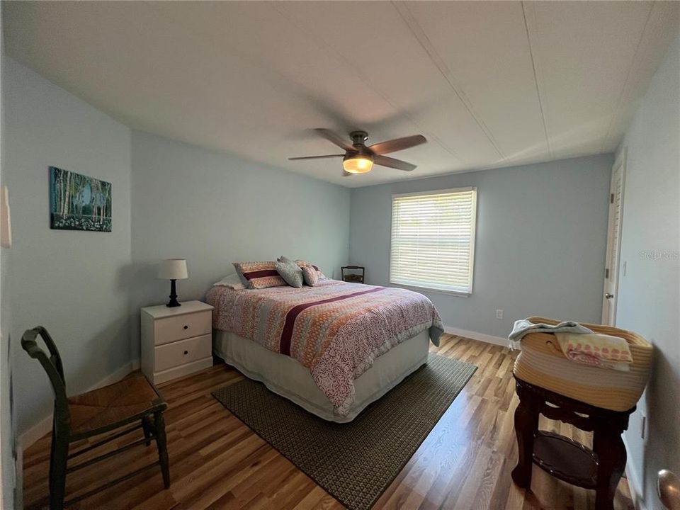 Active With Contract: $192,000 (2 beds, 2 baths, 1344 Square Feet)