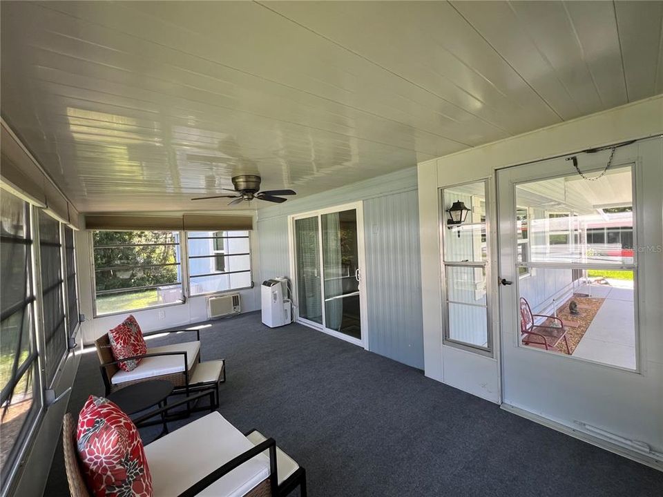 Active With Contract: $192,000 (2 beds, 2 baths, 1344 Square Feet)