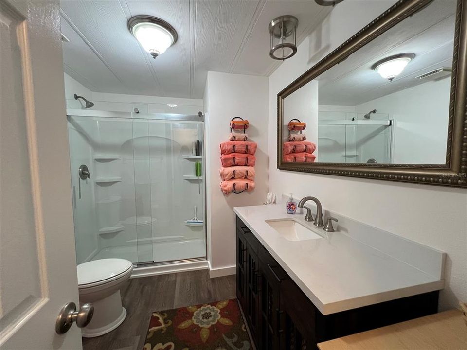 Active With Contract: $192,000 (2 beds, 2 baths, 1344 Square Feet)