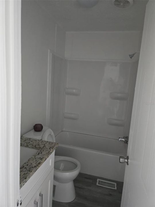 En Venta: $225,000 (3 camas, 2 baños, 1056 Pies cuadrados)