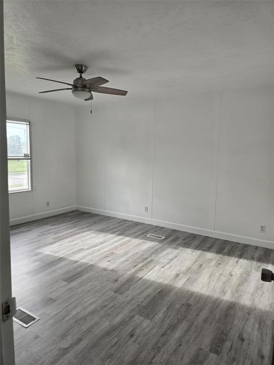 En Venta: $225,000 (3 camas, 2 baños, 1056 Pies cuadrados)