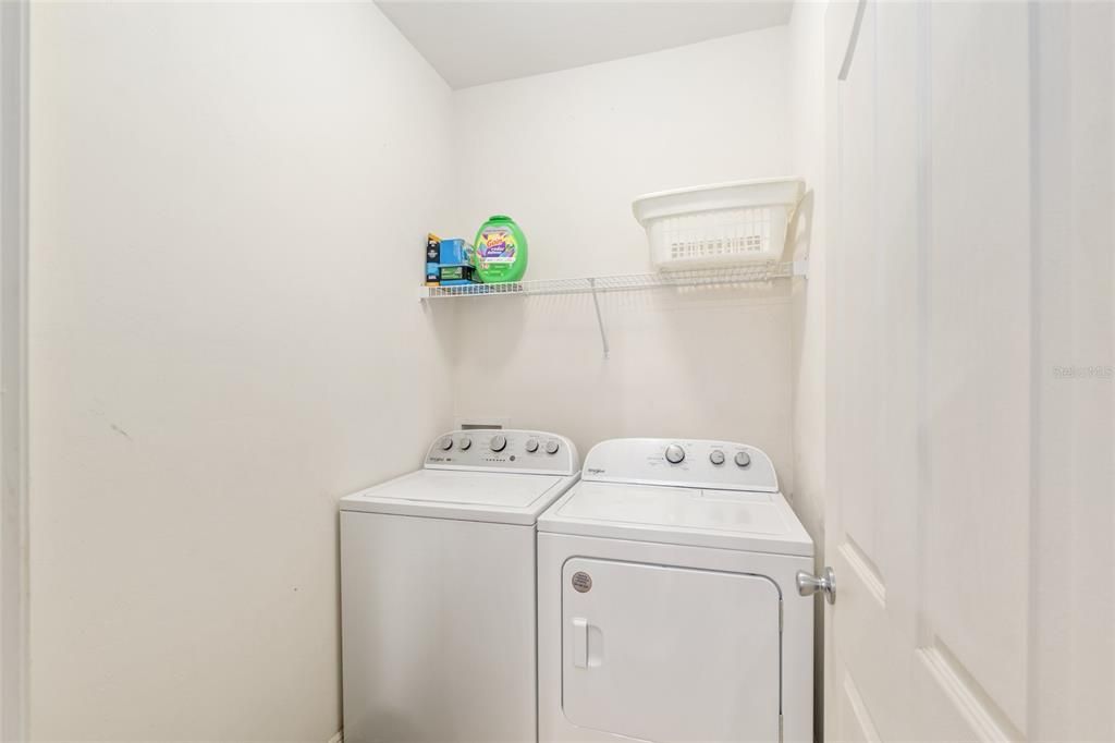 Active With Contract: $305,000 (3 beds, 2 baths, 1402 Square Feet)