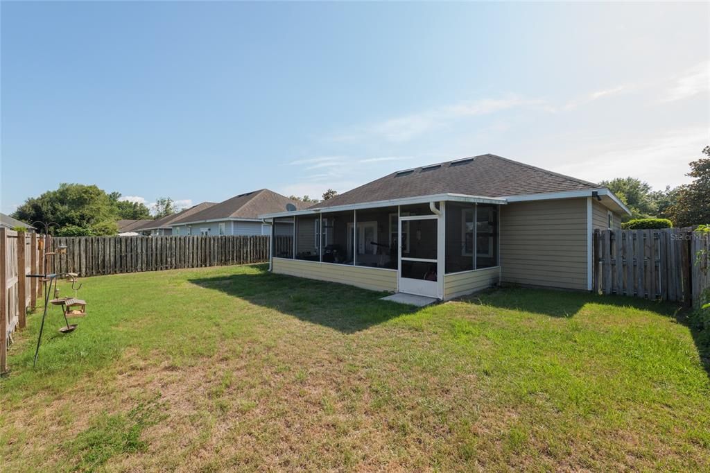 Active With Contract: $305,000 (3 beds, 2 baths, 1402 Square Feet)