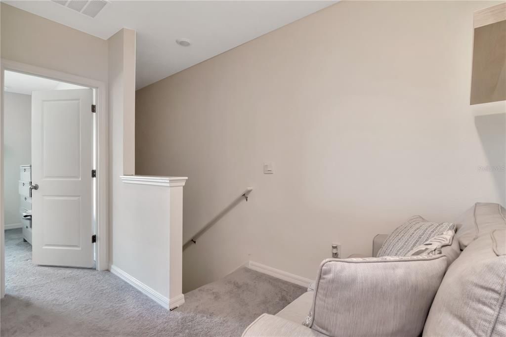 合同活跃: $269,000 (3 贝兹, 2 浴室, 1673 平方英尺)