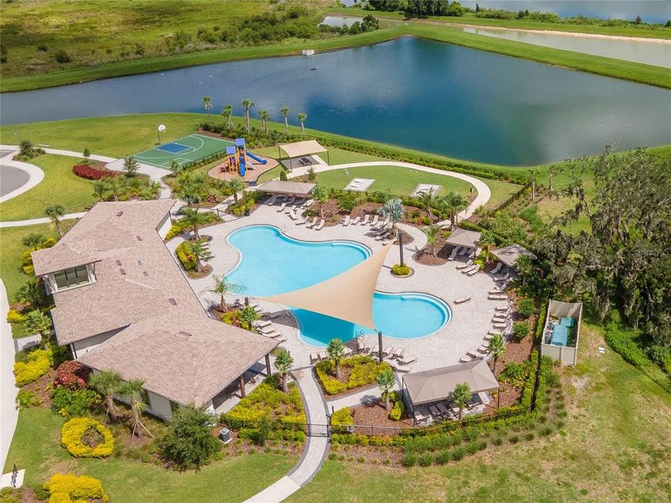 合同活跃: $269,000 (3 贝兹, 2 浴室, 1673 平方英尺)