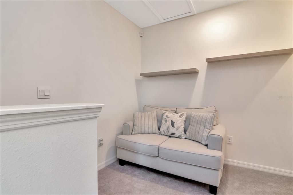 合同活跃: $269,000 (3 贝兹, 2 浴室, 1673 平方英尺)