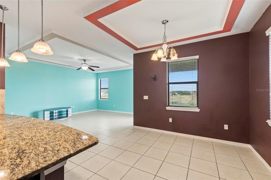 For Rent: $2,890 (5 beds, 2 baths, 2594 Square Feet)