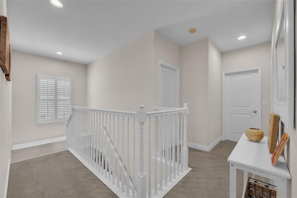 Под контрактом: $724,900 (4 спален, 3 ванн, 3135 Квадратных фут)