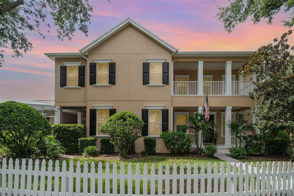 Под контрактом: $724,900 (4 спален, 3 ванн, 3135 Квадратных фут)