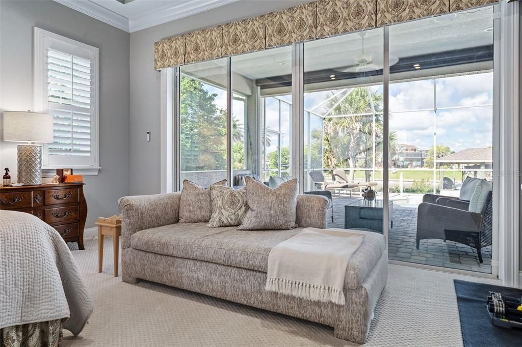 Под контрактом: $1,450,000 (5 спален, 4 ванн, 4225 Квадратных фут)