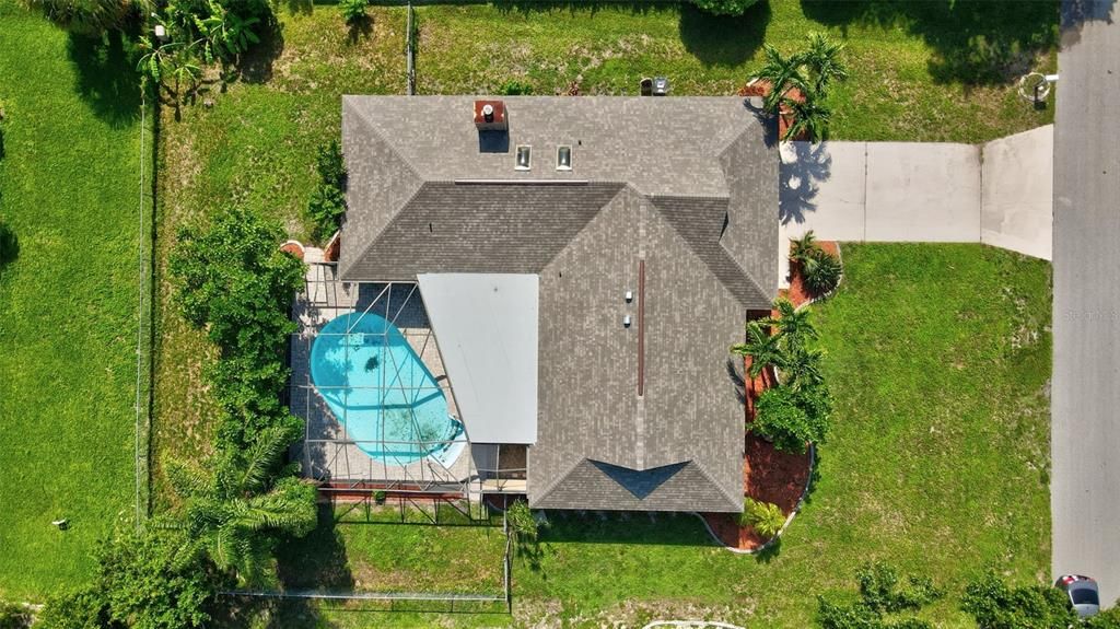 For Sale: $354,900 (3 beds, 3 baths, 1948 Square Feet)