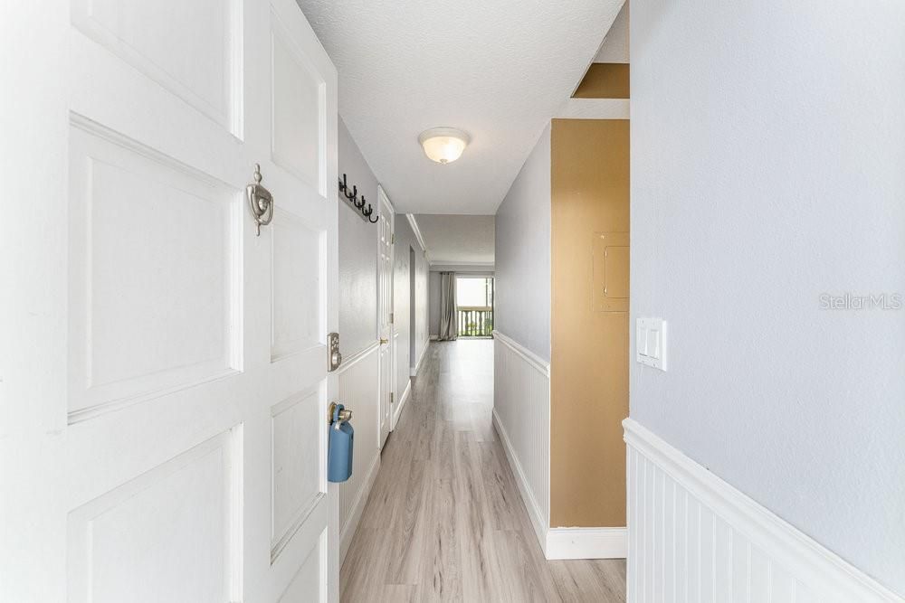 待售: $289,000 (2 贝兹, 2 浴室, 1163 平方英尺)