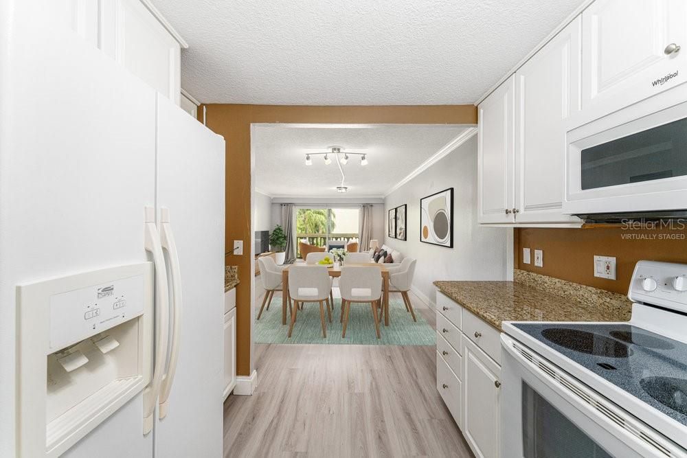 待售: $289,000 (2 贝兹, 2 浴室, 1163 平方英尺)