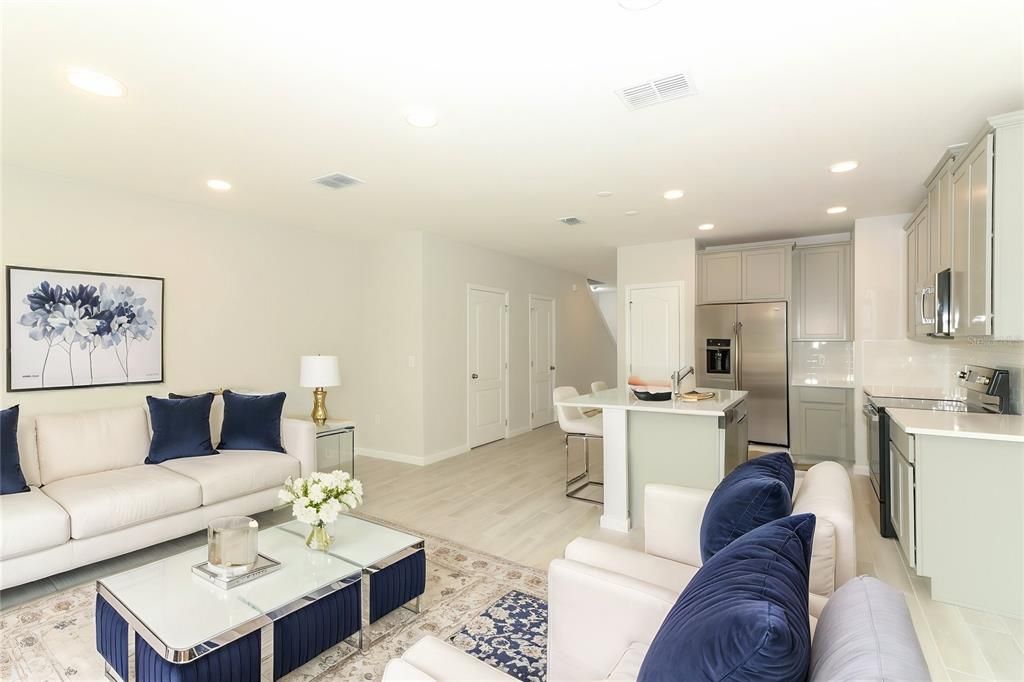Active With Contract: $2,500 (3 beds, 2 baths, 1379 Square Feet)