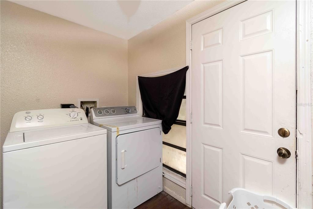 En Venta: $420,000 (5 camas, 0 baños, 1188 Pies cuadrados)