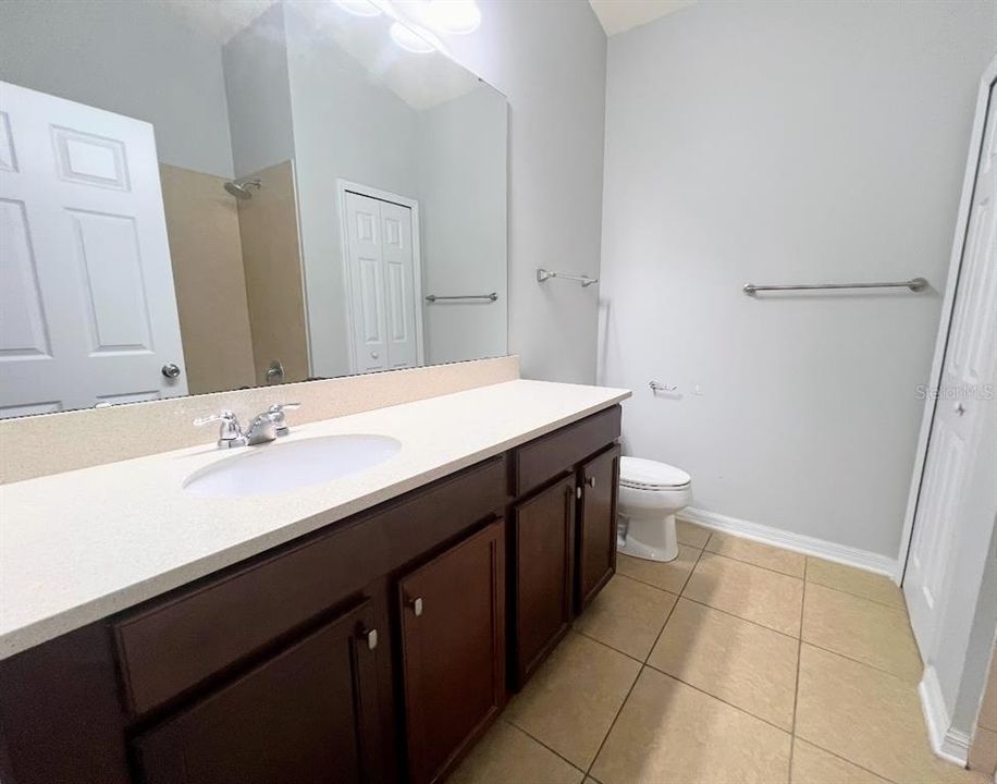 待售: $275,000 (3 贝兹, 2 浴室, 1629 平方英尺)