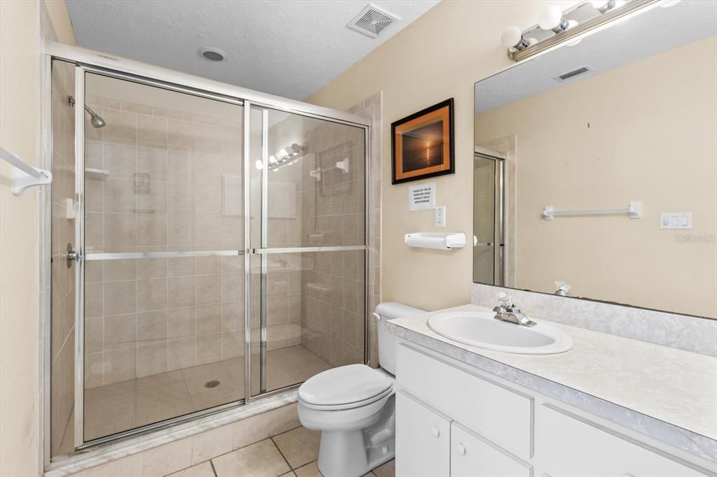 待售: $860,000 (0 贝兹, 0 浴室, 1547 平方英尺)