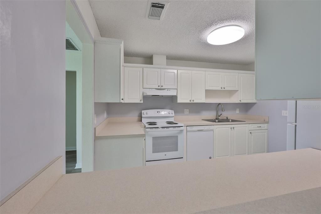 For Sale: $187,000 (2 beds, 2 baths, 1516 Square Feet)