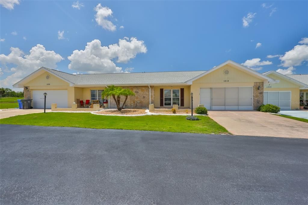 For Sale: $187,000 (2 beds, 2 baths, 1516 Square Feet)