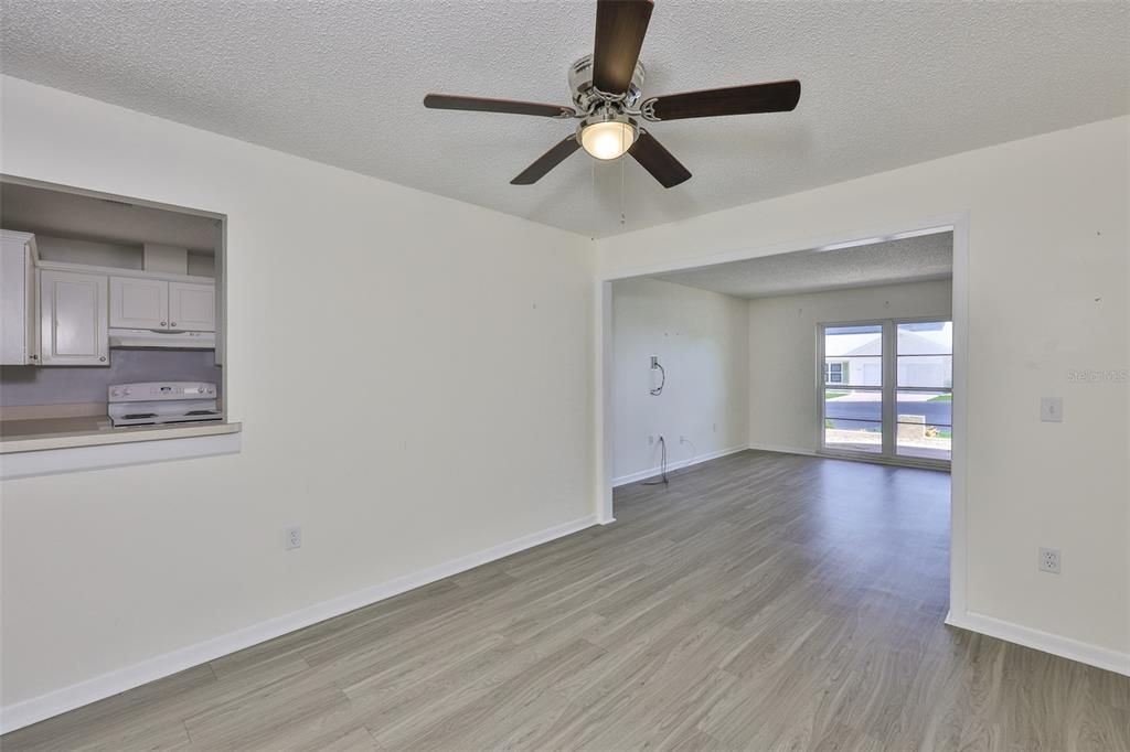 For Sale: $187,000 (2 beds, 2 baths, 1516 Square Feet)