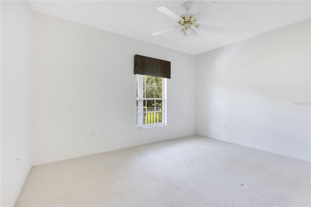 Activo con contrato: $150,400 (2 camas, 2 baños, 1317 Pies cuadrados)