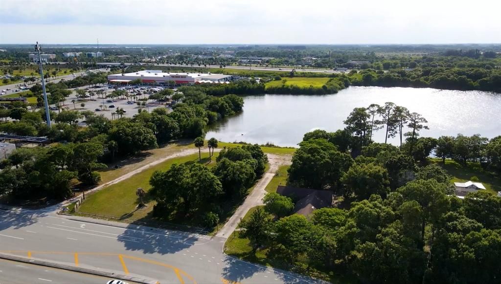 В аренду: $4,500 (3 спален, 1 ванн, 1092 Квадратных фут)