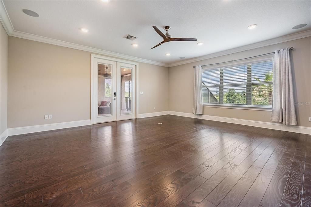 На продажу: $1,155,000 (4 спален, 4 ванн, 3879 Квадратных фут)