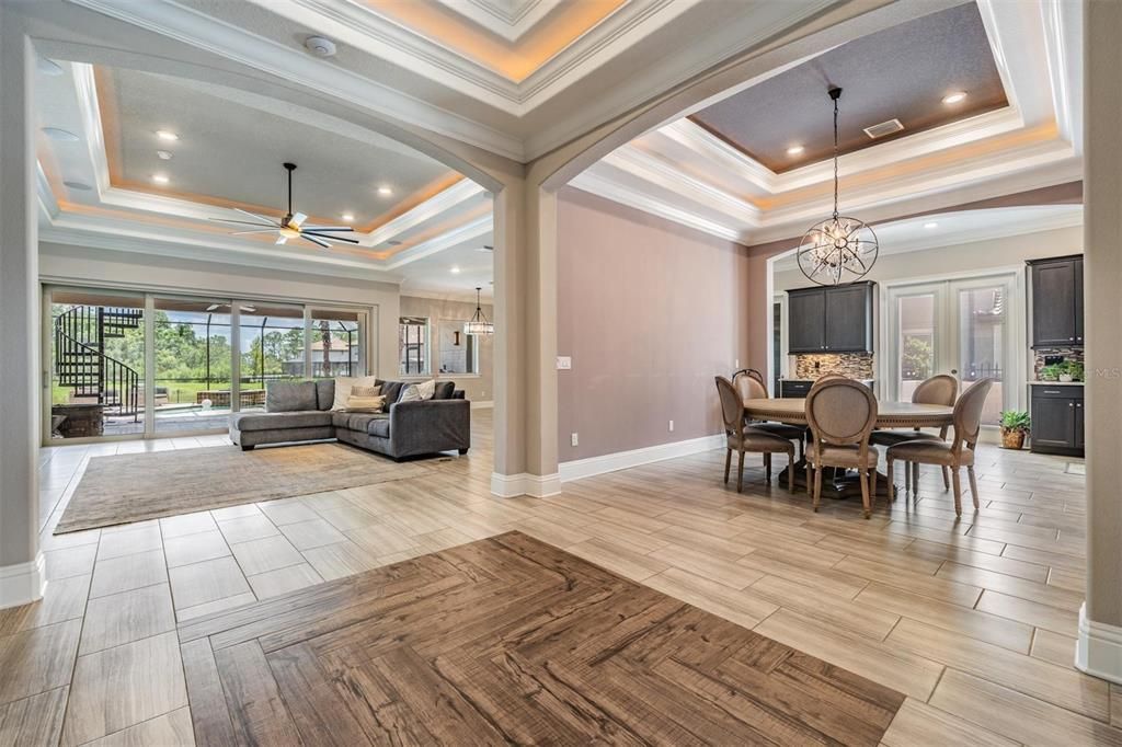 На продажу: $1,155,000 (4 спален, 4 ванн, 3879 Квадратных фут)