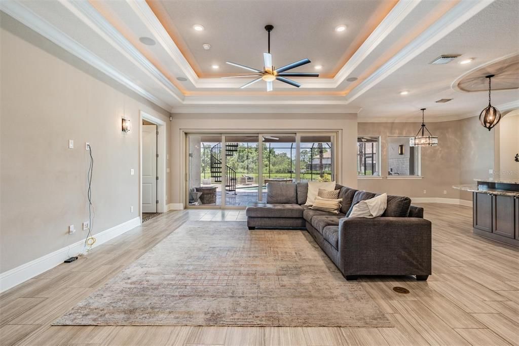 На продажу: $1,155,000 (4 спален, 4 ванн, 3879 Квадратных фут)