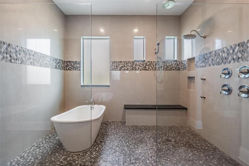 На продажу: $1,155,000 (4 спален, 4 ванн, 3879 Квадратных фут)