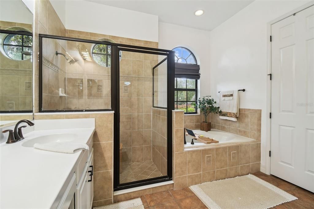 На продажу: $732,500 (4 спален, 3 ванн, 3096 Квадратных фут)