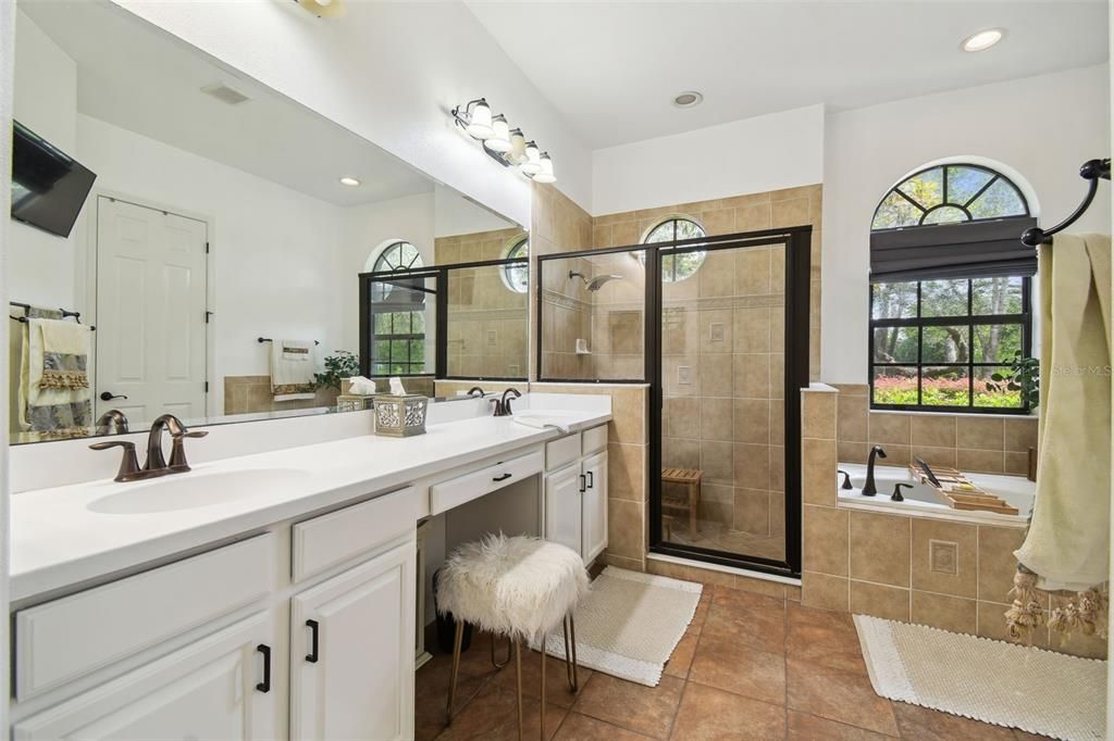 На продажу: $732,500 (4 спален, 3 ванн, 3096 Квадратных фут)