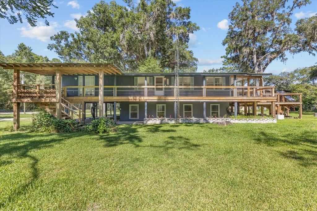 For Sale: $469,900 (3 beds, 3 baths, 1564 Square Feet)