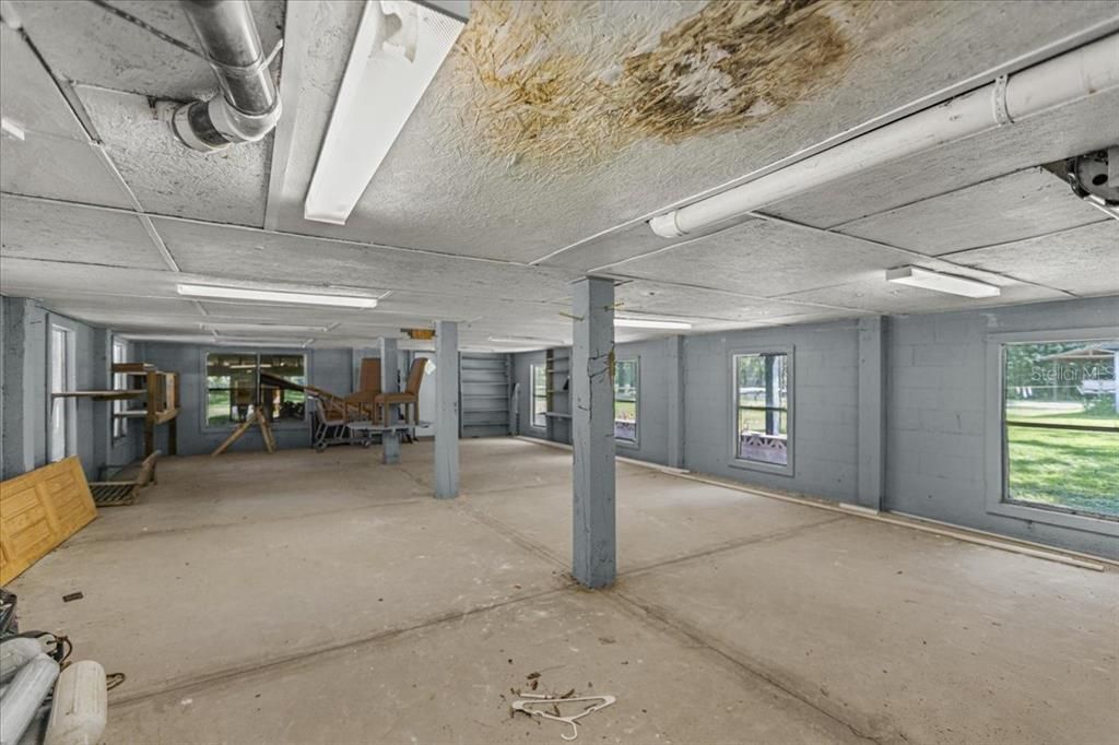 For Sale: $469,900 (3 beds, 3 baths, 1564 Square Feet)