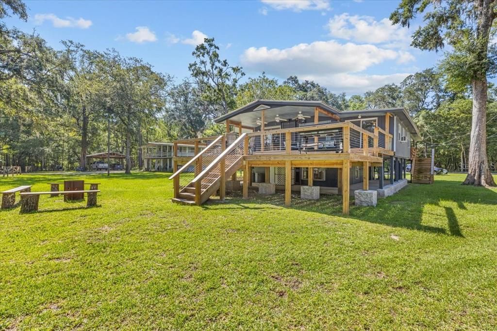 For Sale: $469,900 (3 beds, 3 baths, 1564 Square Feet)