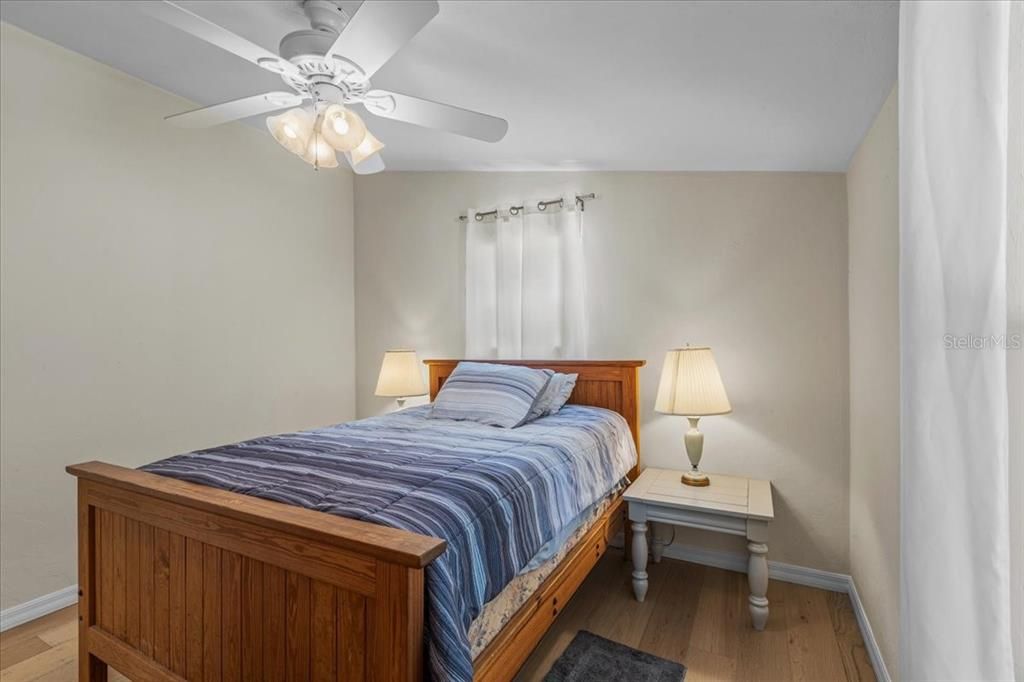 For Sale: $469,900 (3 beds, 3 baths, 1564 Square Feet)