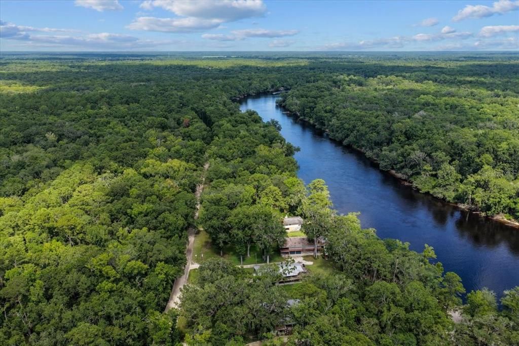 For Sale: $469,900 (3 beds, 3 baths, 1564 Square Feet)