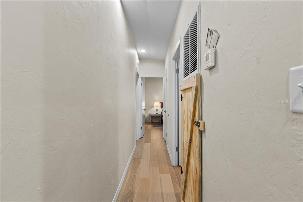 For Sale: $469,900 (3 beds, 3 baths, 1564 Square Feet)