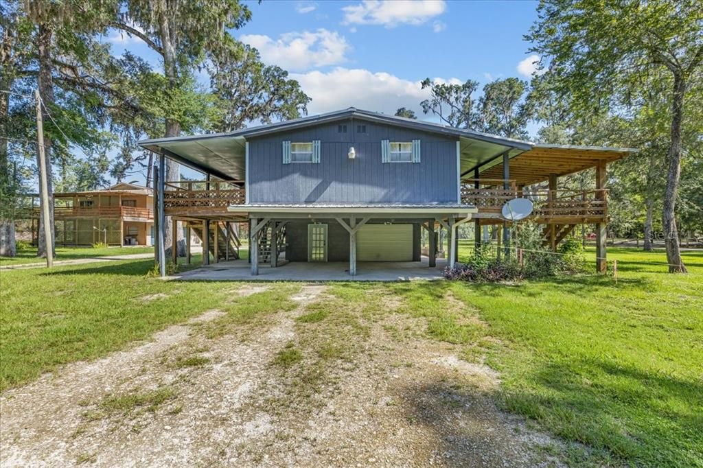 For Sale: $469,900 (3 beds, 3 baths, 1564 Square Feet)