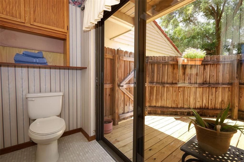 合同活跃: $379,900 (3 贝兹, 2 浴室, 1844 平方英尺)