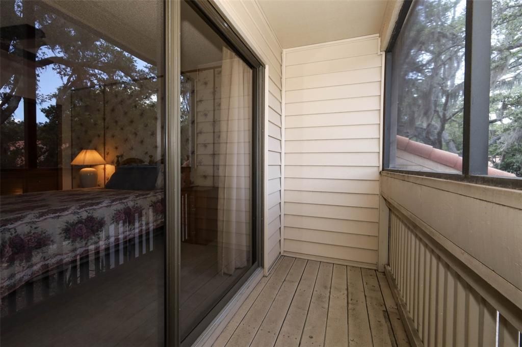 合同活跃: $379,900 (3 贝兹, 2 浴室, 1844 平方英尺)