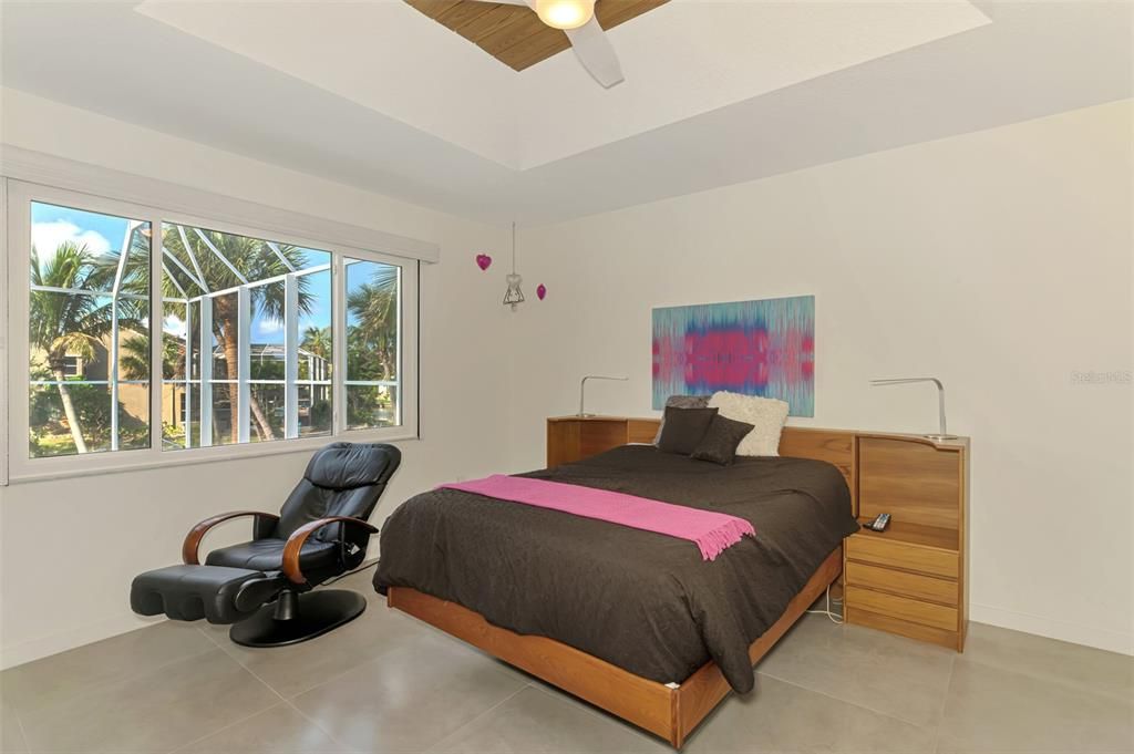 En Renta: $14,000 (4 camas, 3 baños, 2341 Pies cuadrados)